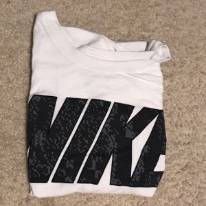 White Nike T-Shirt
